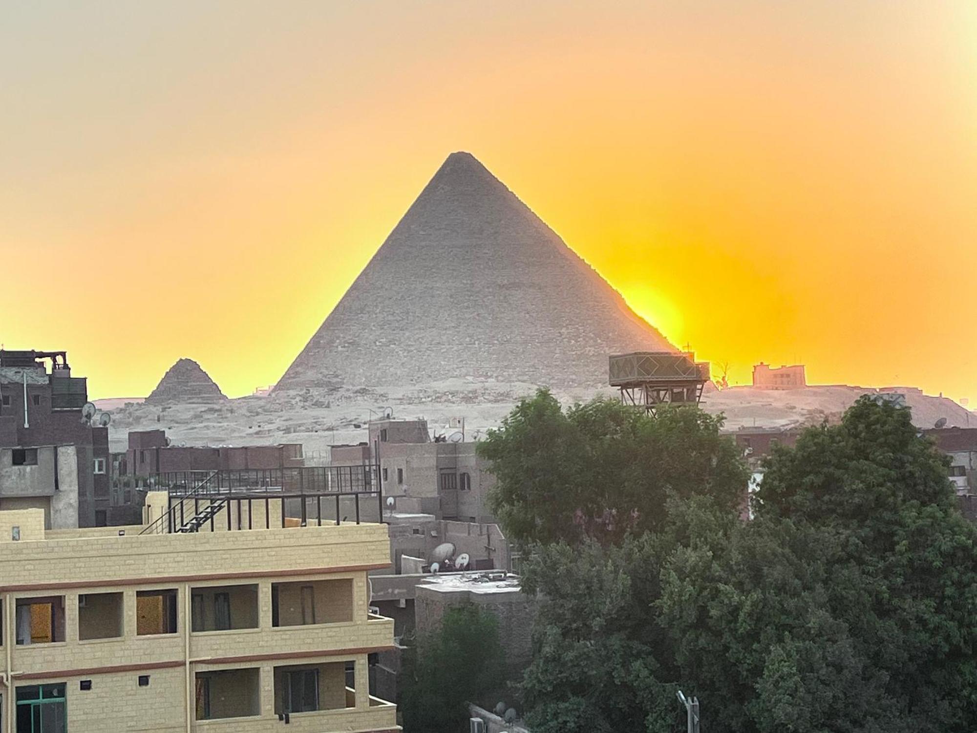 El Aida Pyramids View Hotel Kafret el-Gabal Kültér fotó