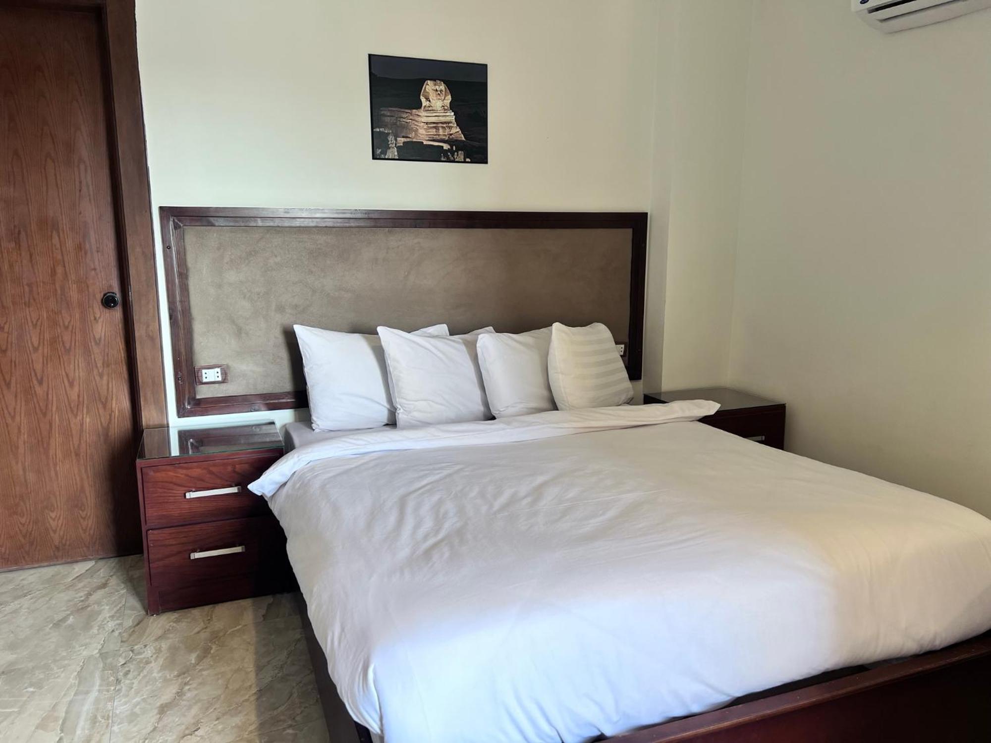 El Aida Pyramids View Hotel Kafret el-Gabal Kültér fotó