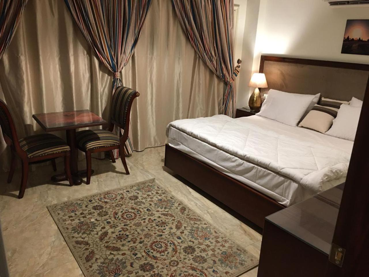 El Aida Pyramids View Hotel Kafret el-Gabal Kültér fotó