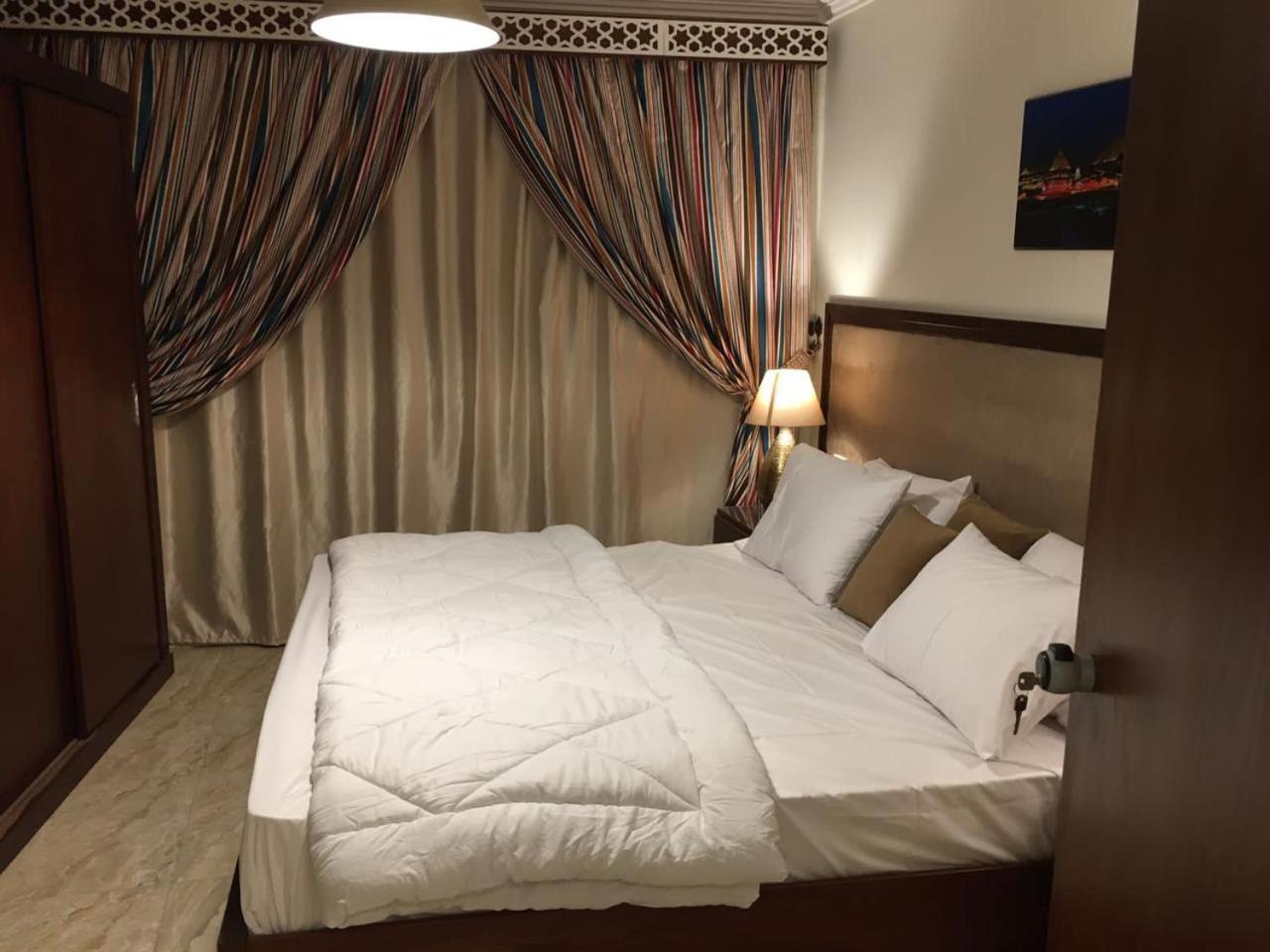 El Aida Pyramids View Hotel Kafret el-Gabal Kültér fotó