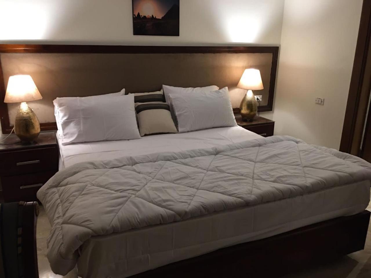 El Aida Pyramids View Hotel Kafret el-Gabal Kültér fotó