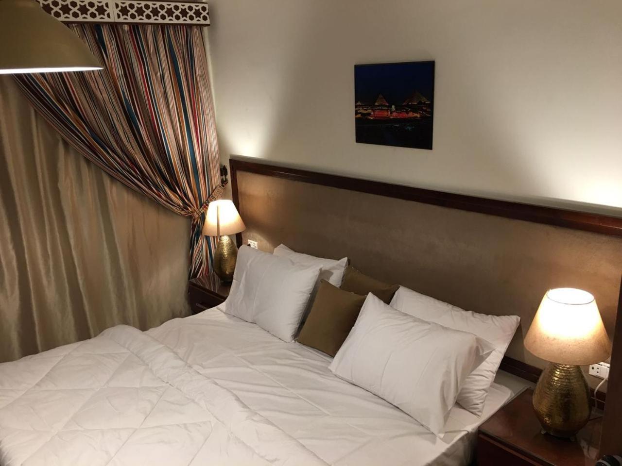 El Aida Pyramids View Hotel Kafret el-Gabal Kültér fotó