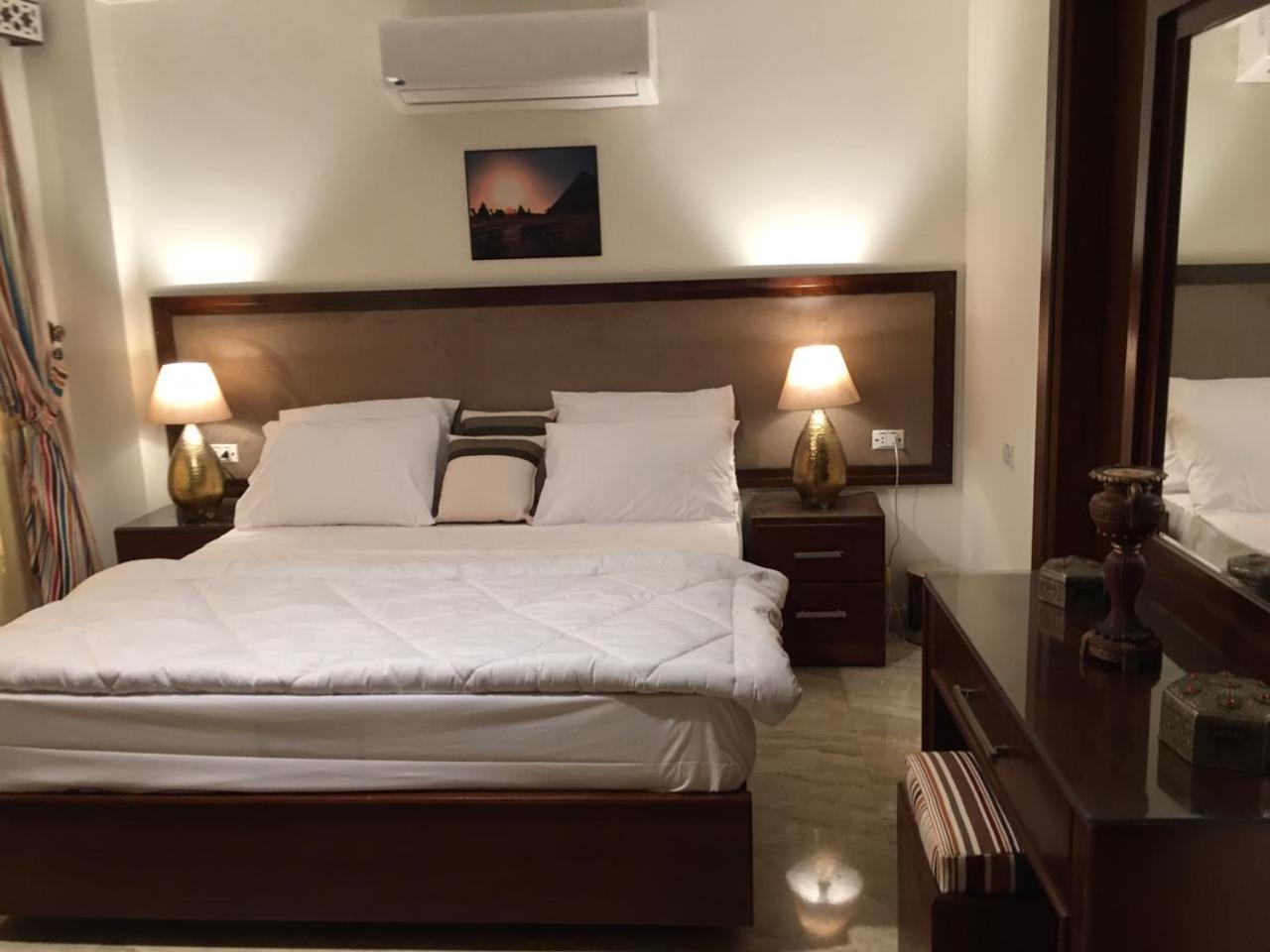 El Aida Pyramids View Hotel Kafret el-Gabal Kültér fotó