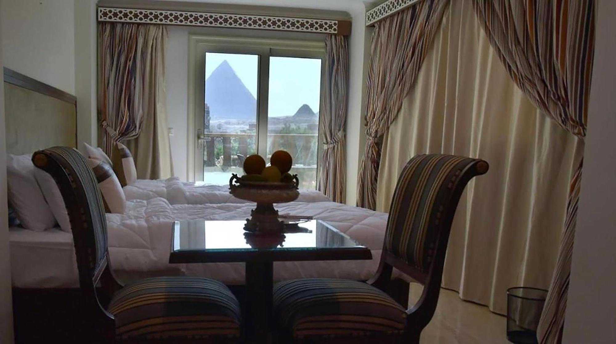 El Aida Pyramids View Hotel Kafret el-Gabal Kültér fotó
