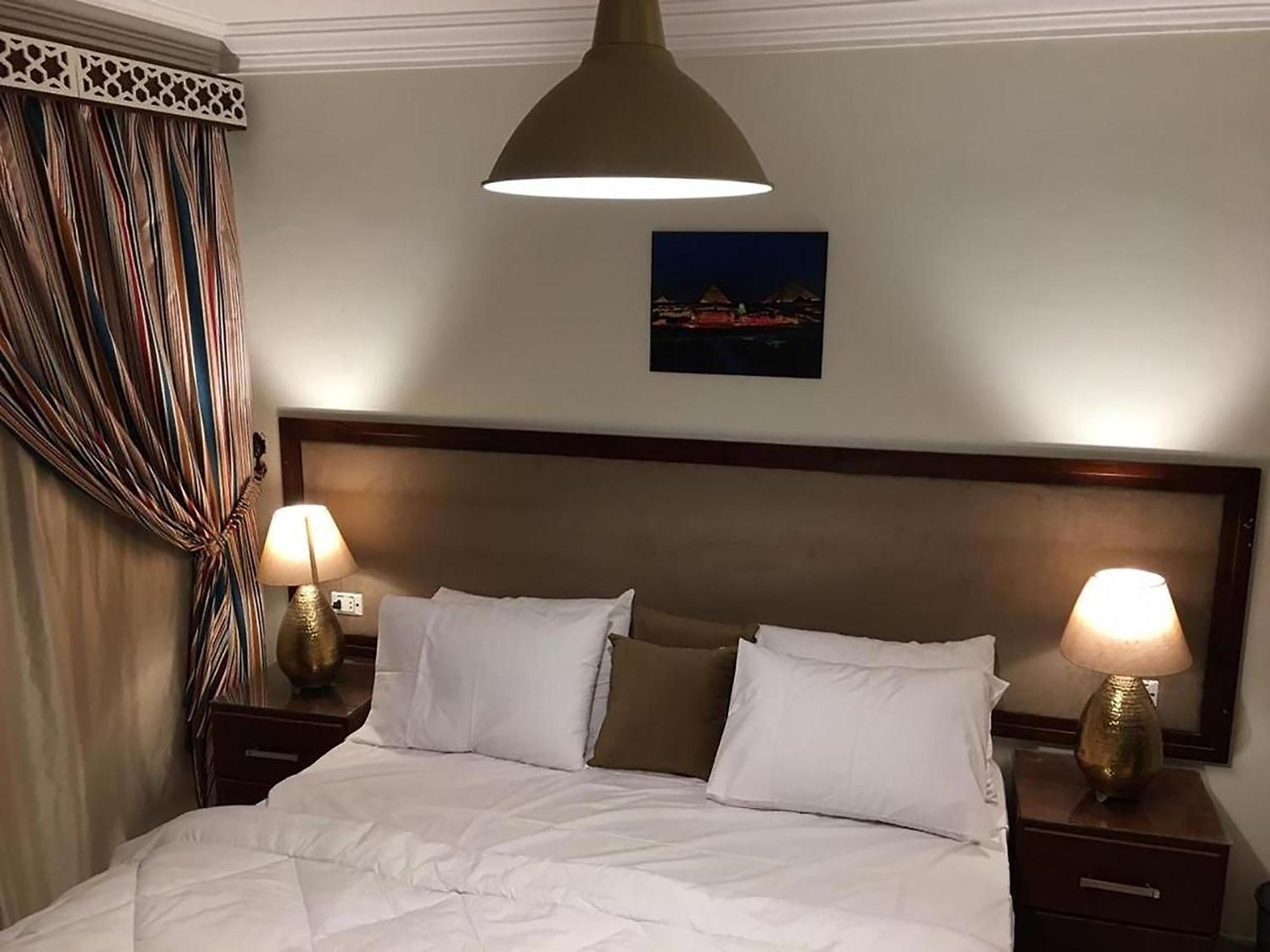 El Aida Pyramids View Hotel Kafret el-Gabal Kültér fotó
