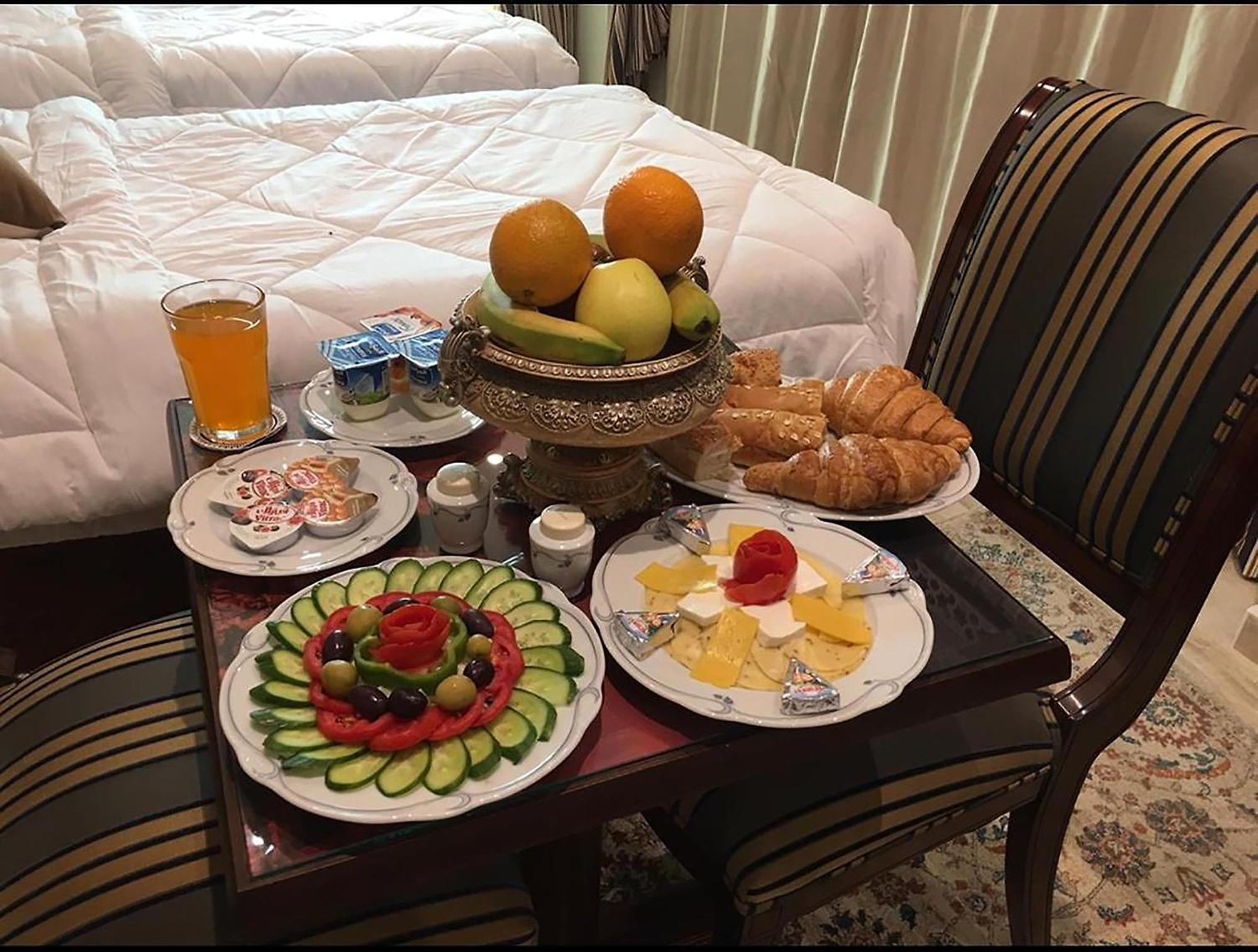 El Aida Pyramids View Hotel Kafret el-Gabal Kültér fotó