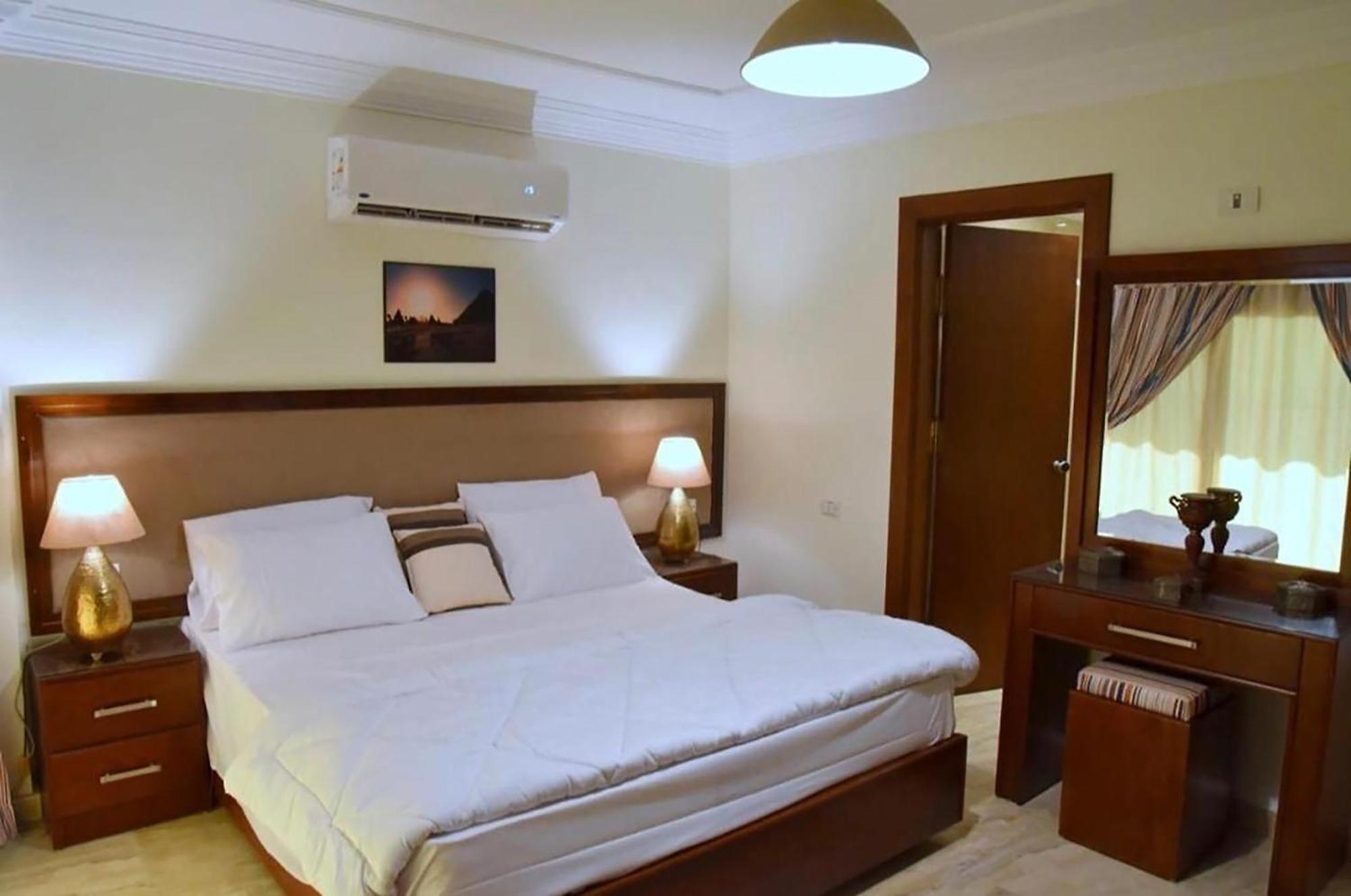 El Aida Pyramids View Hotel Kafret el-Gabal Kültér fotó