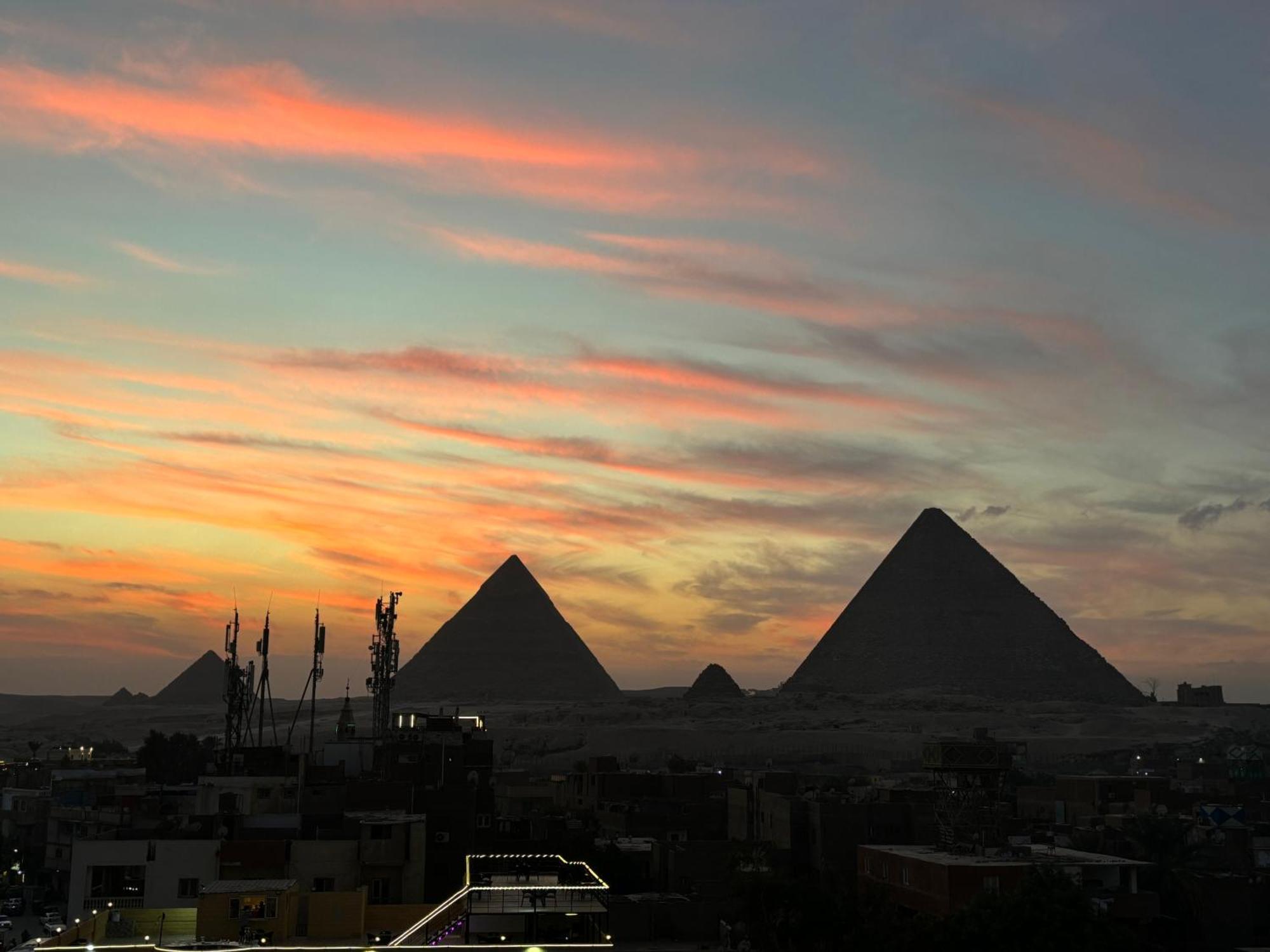El Aida Pyramids View Hotel Kafret el-Gabal Kültér fotó