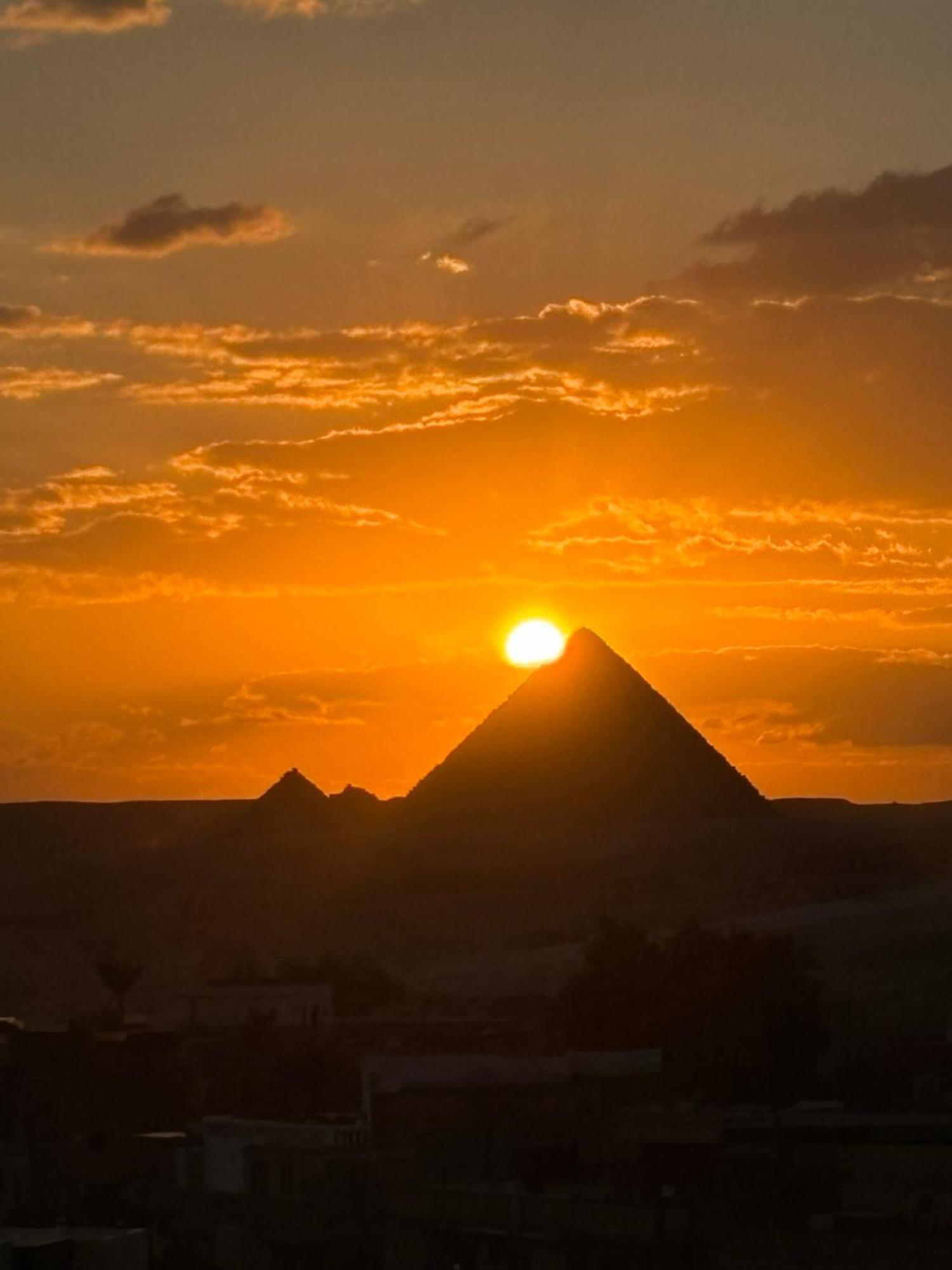 El Aida Pyramids View Hotel Kafret el-Gabal Kültér fotó